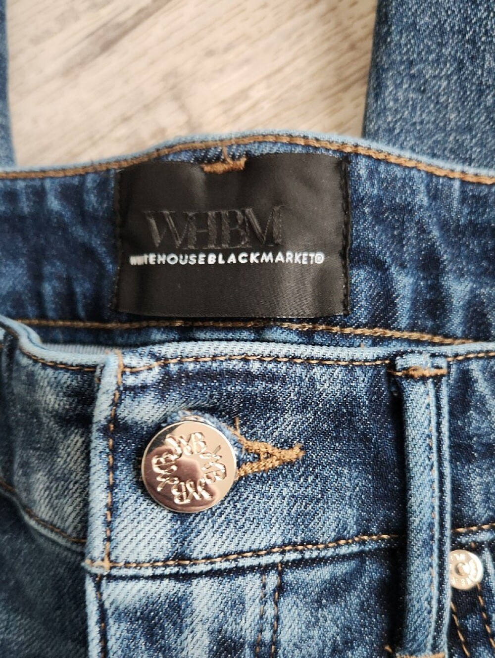 White House Black Market High-Rise Straight Sculpt Dark Blue Jeans - Picture 4 of 12